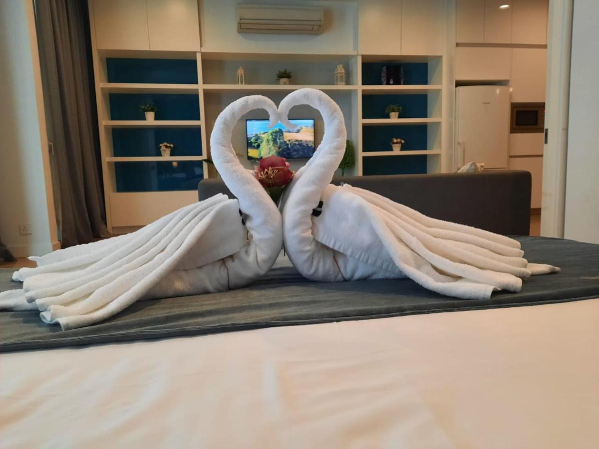 Platinum Klcc By Rainbow Suites 쿠알라룸푸르 외부 사진
