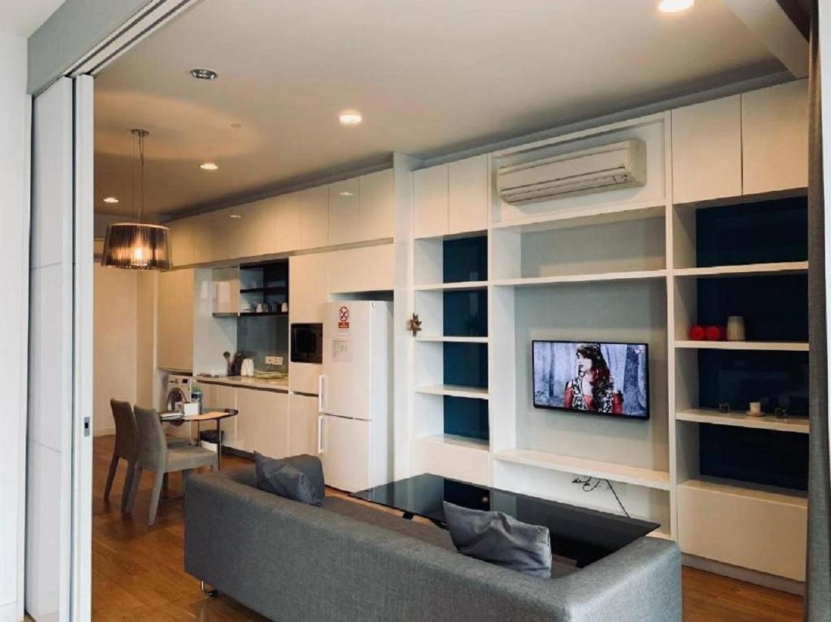 Platinum Klcc By Rainbow Suites 쿠알라룸푸르 외부 사진