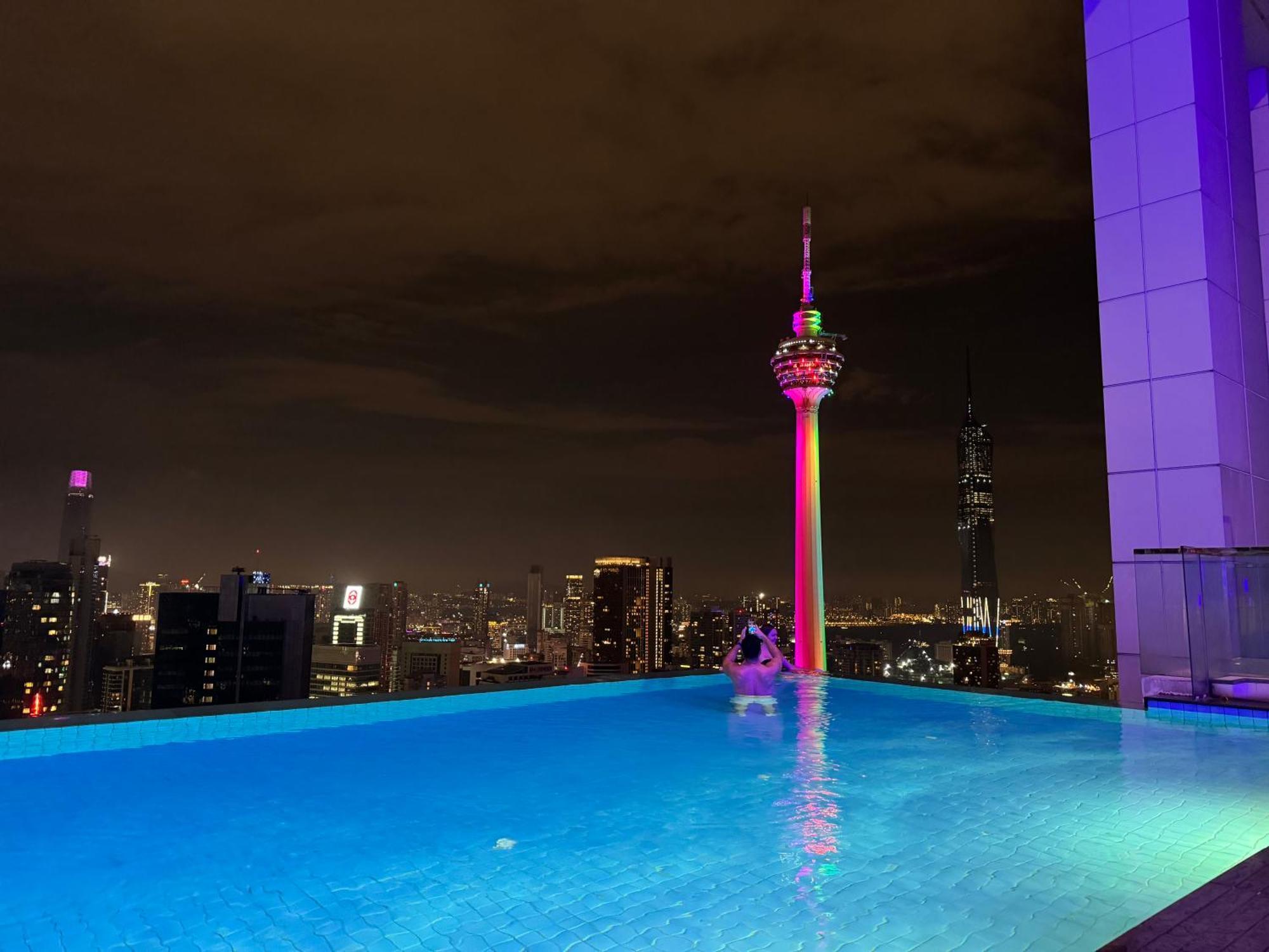 Platinum Klcc By Rainbow Suites 쿠알라룸푸르 외부 사진