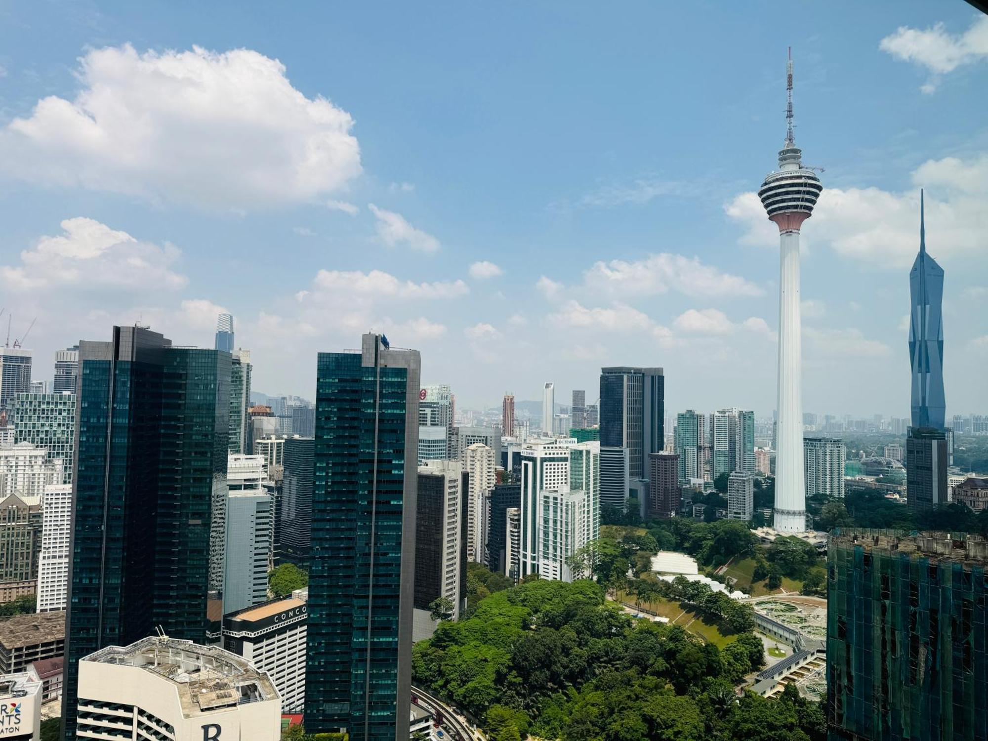 Platinum Klcc By Rainbow Suites 쿠알라룸푸르 외부 사진