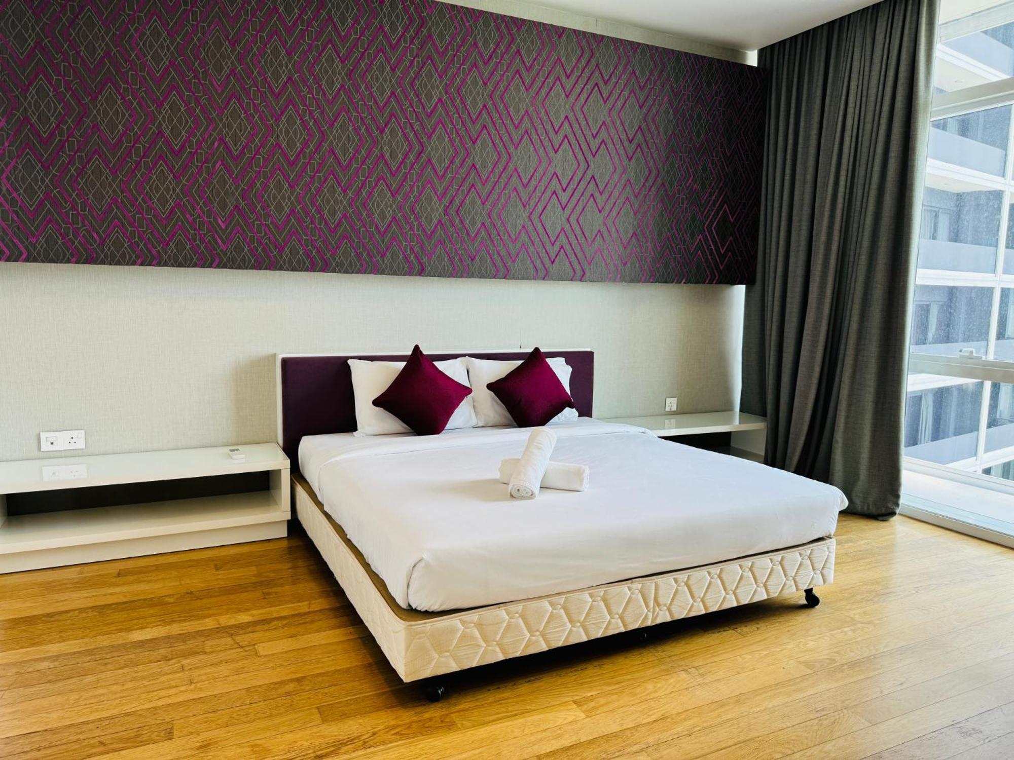 Platinum Klcc By Rainbow Suites 쿠알라룸푸르 외부 사진