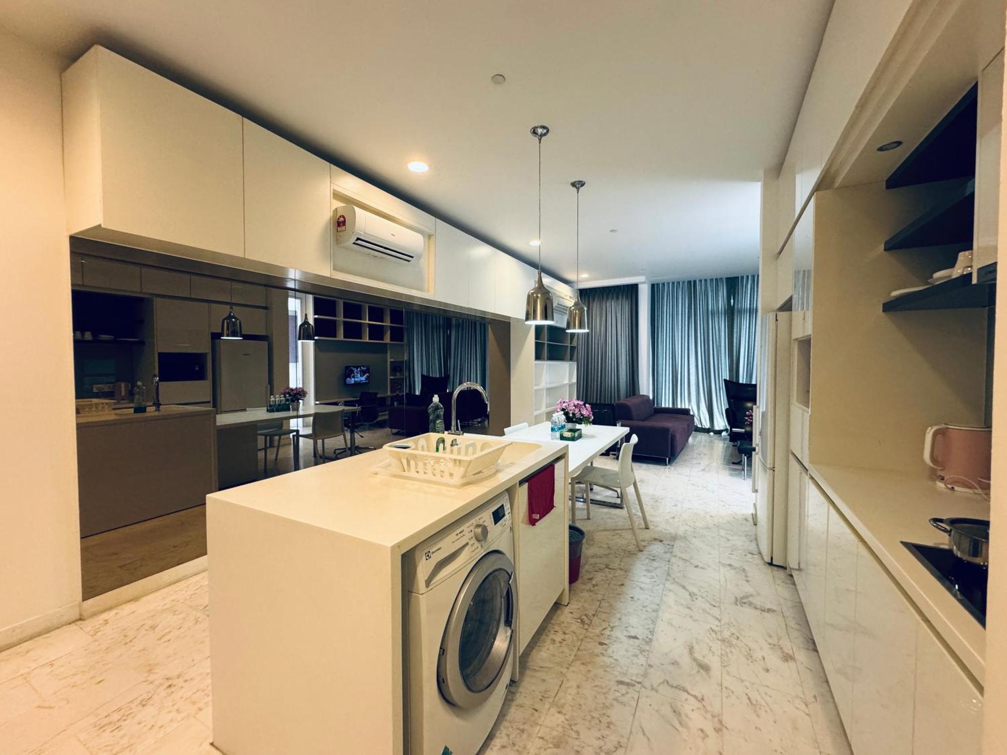 Platinum Klcc By Rainbow Suites 쿠알라룸푸르 외부 사진