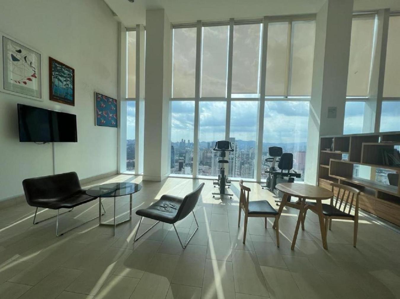 Platinum Klcc By Rainbow Suites 쿠알라룸푸르 외부 사진