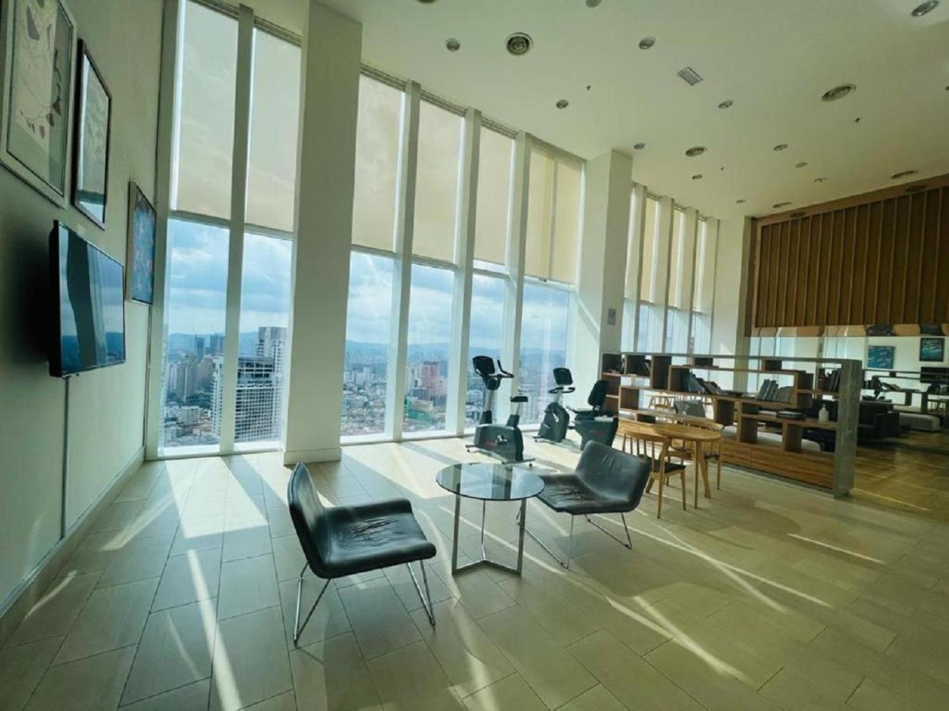 Platinum Klcc By Rainbow Suites 쿠알라룸푸르 외부 사진